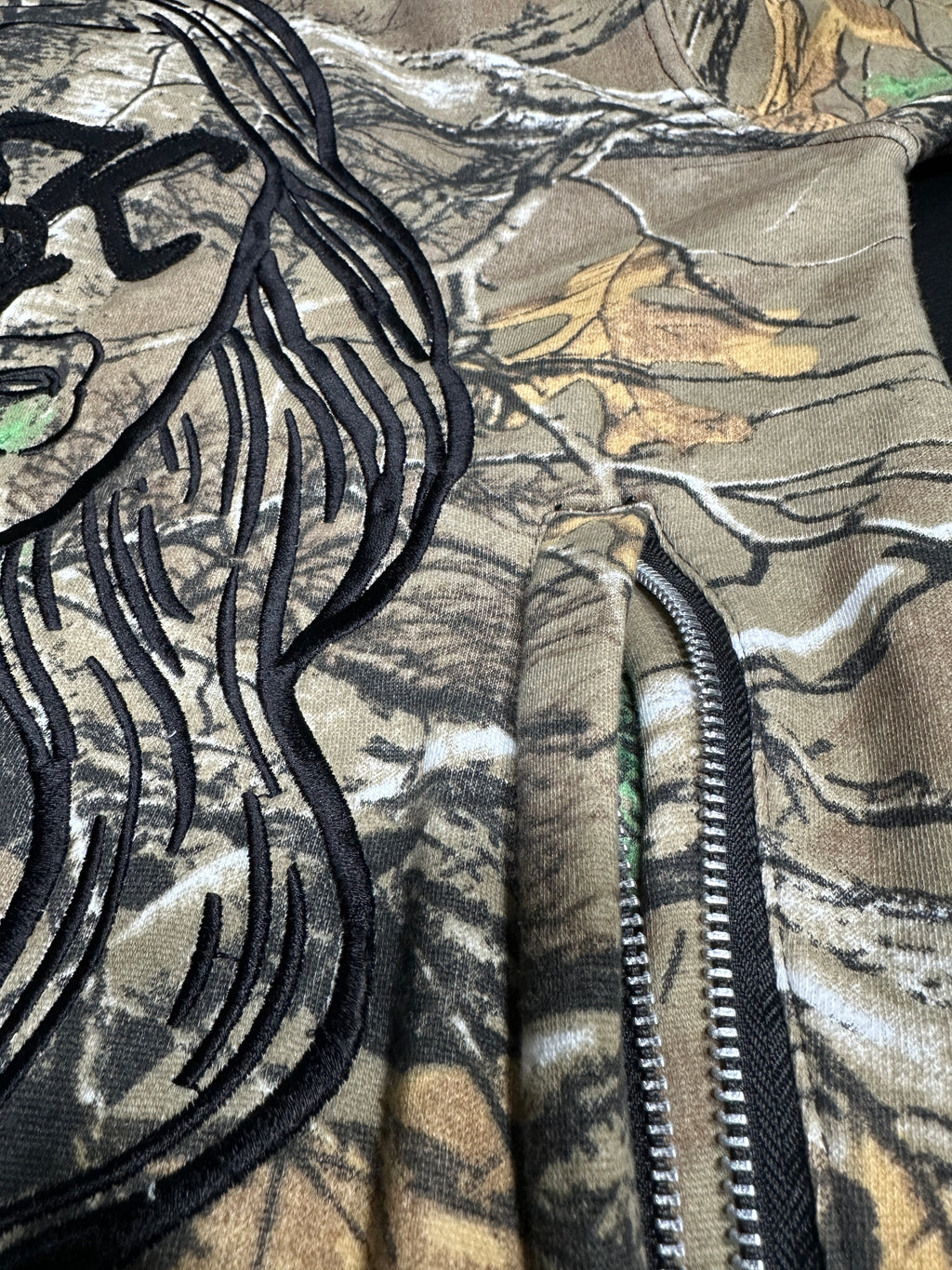 “1OK” Iconic Muse Hoodie (Camo/Black)