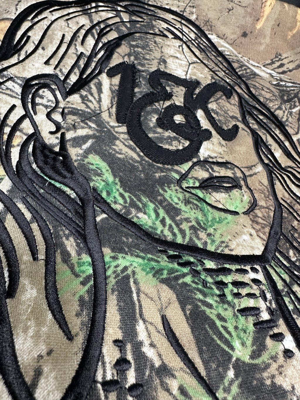 “1OK” Iconic Muse Hoodie (Camo/Black)